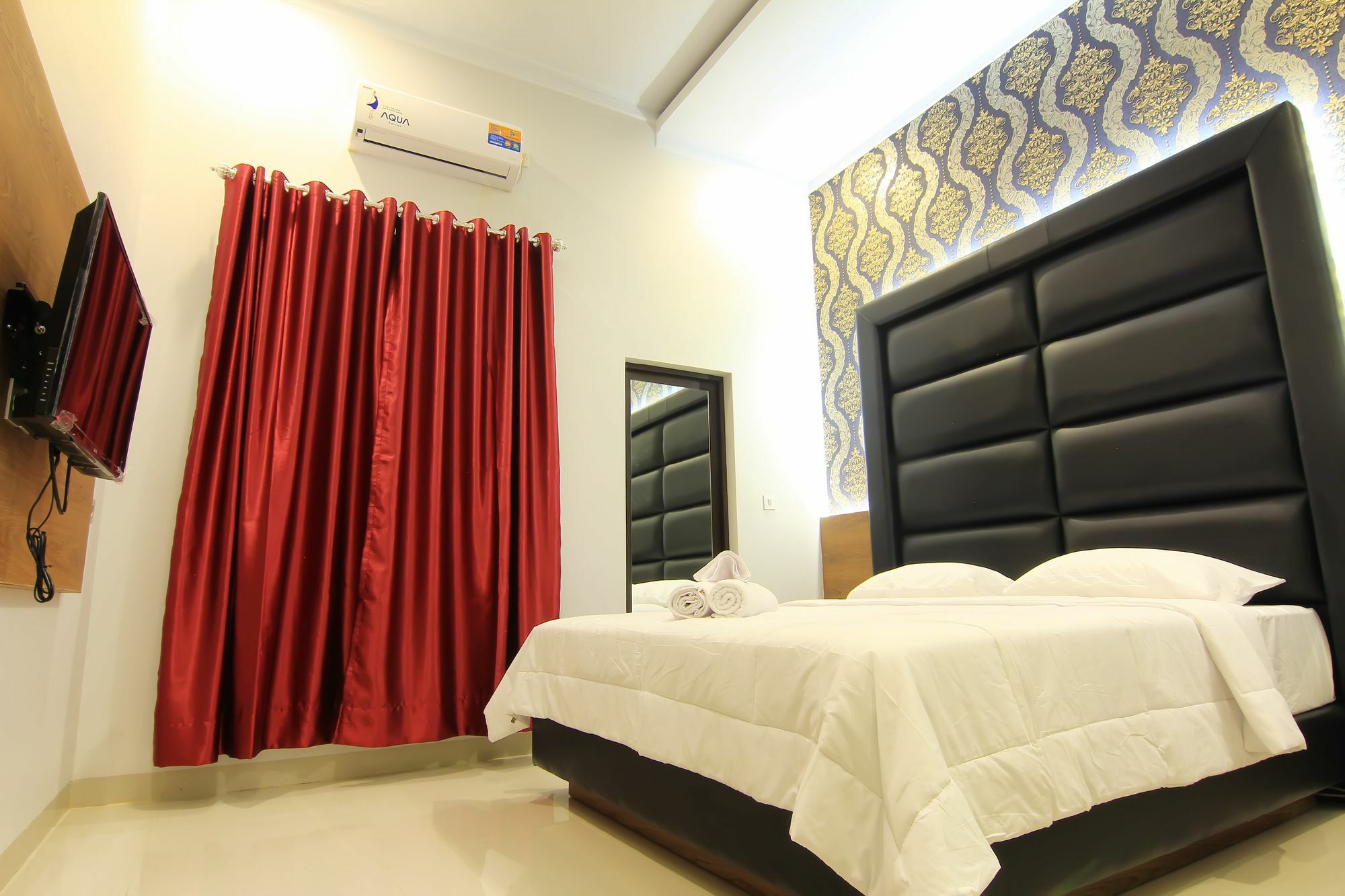 The Baliview Luxury Villas & Resto Pekanbaru Bagian luar foto