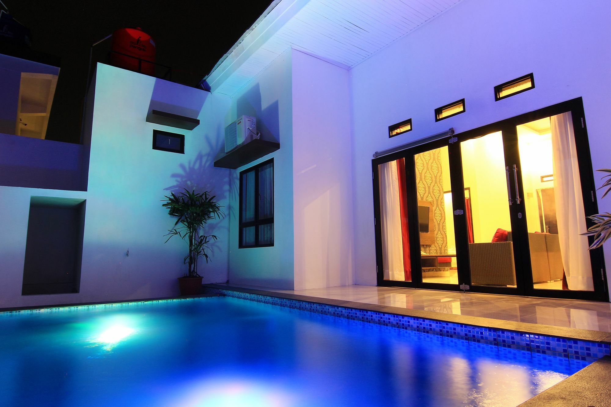 The Baliview Luxury Villas & Resto Pekanbaru Bagian luar foto