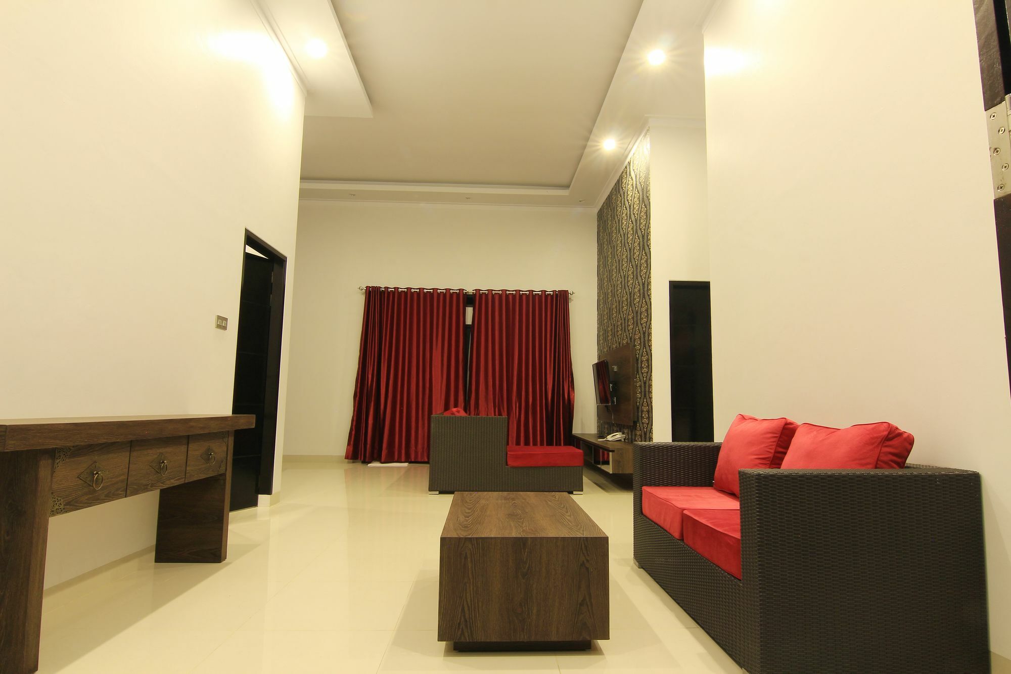 The Baliview Luxury Villas & Resto Pekanbaru Bagian luar foto