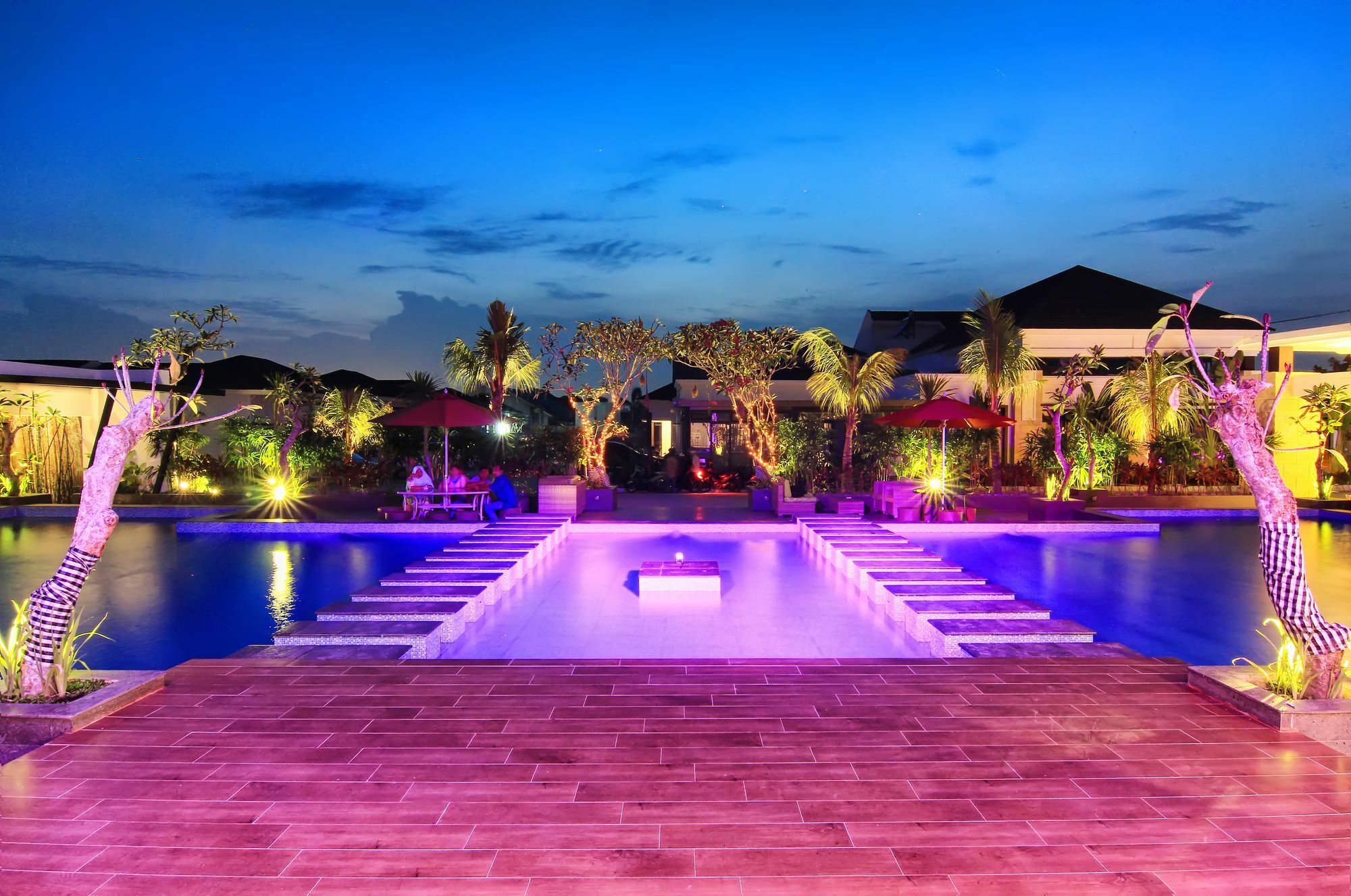 The Baliview Luxury Villas & Resto Pekanbaru Bagian luar foto