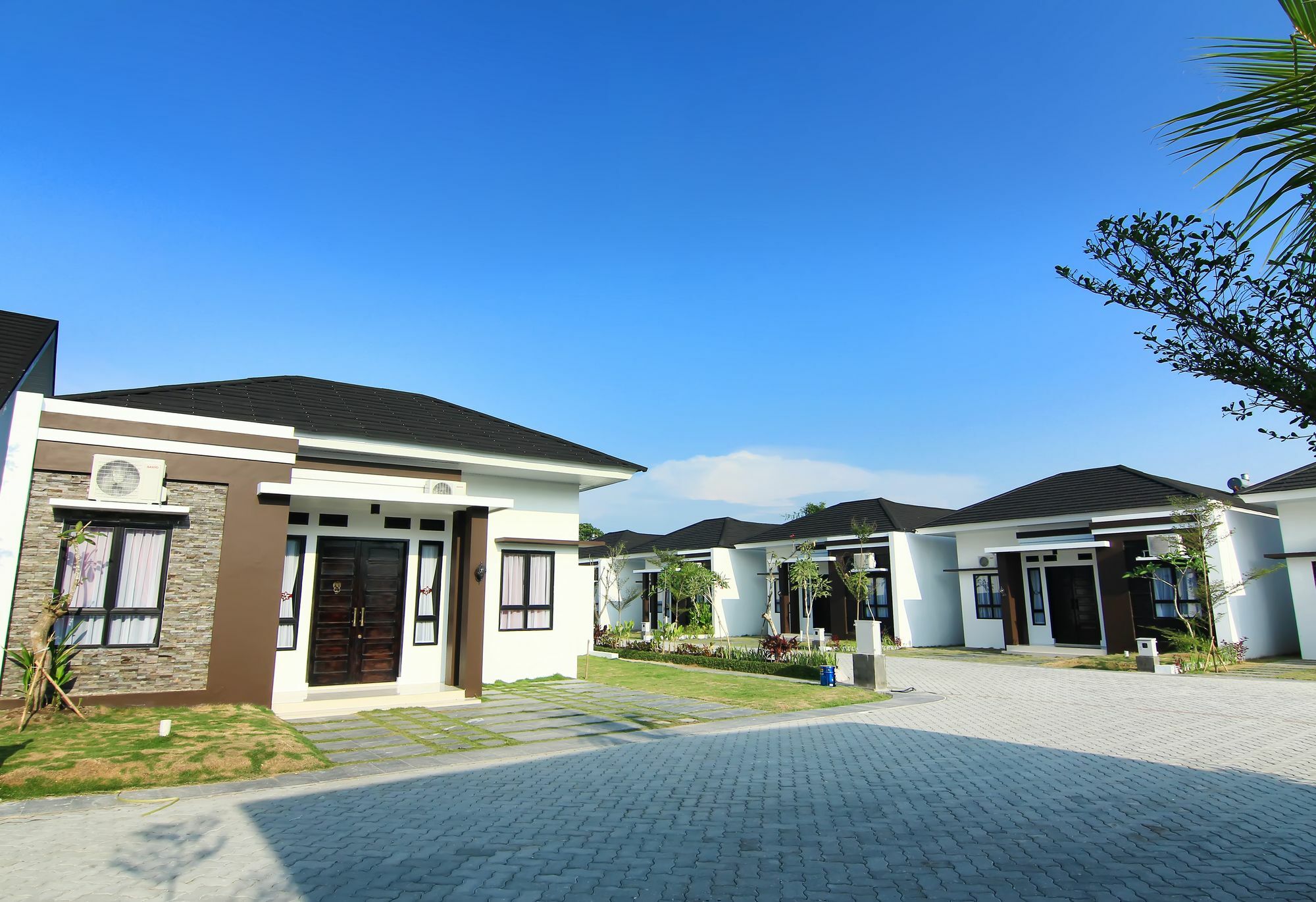 The Baliview Luxury Villas & Resto Pekanbaru Bagian luar foto